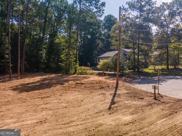 2950 Hadrian Drive, Snellville, GA 30078