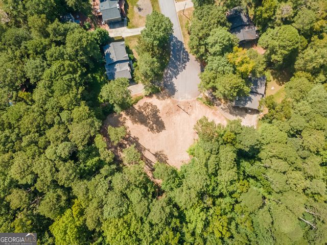 2950 Hadrian Drive, Snellville, GA 30078