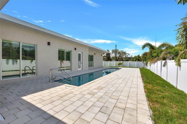 4524 RIVERWOOD AVENUE, Sarasota, FL 34231
