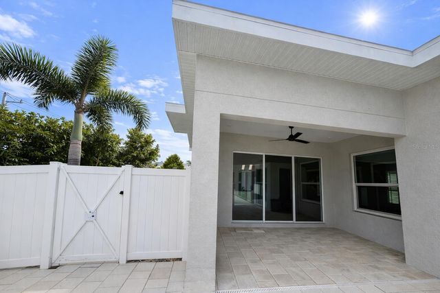 4524 RIVERWOOD AVENUE, Sarasota, FL 34231