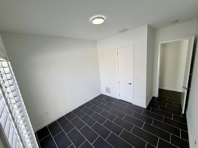 4524 RIVERWOOD AVENUE, Sarasota, FL 34231