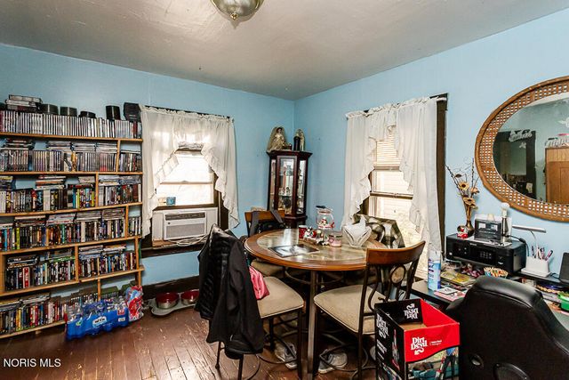 2740 Albion Street, Toledo, OH 43610