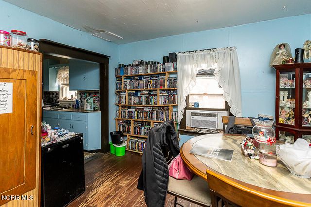 2740 Albion Street, Toledo, OH 43610