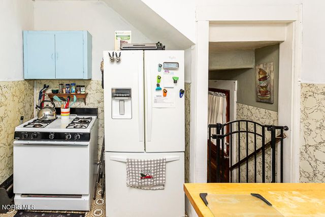 2740 Albion Street, Toledo, OH 43610