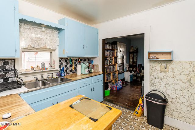 2740 Albion Street, Toledo, OH 43610