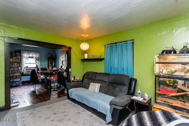 2740 Albion Street, Toledo, OH 43610