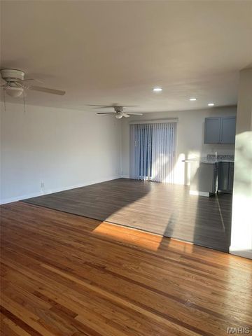 1614 Lindenwood Avenue, Edwardsville, IL 62025