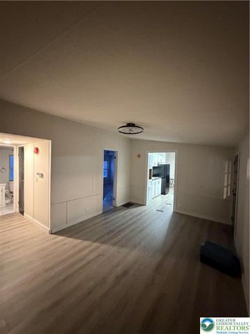 1009 Redwood Drive, Upper Macungie Twp, PA 18031