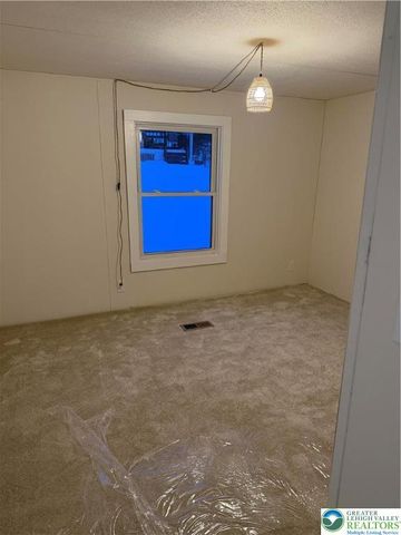 1009 Redwood Drive, Upper Macungie Twp, PA 18031