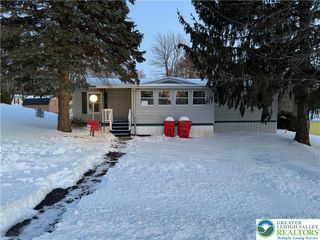 1009 Redwood Drive, Upper Macungie Twp, PA 18031