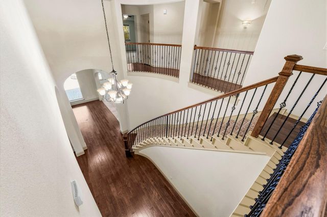 3 Shearling Court, The Woodlands, TX 77389