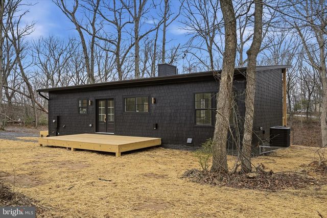 50 WINONA CIR, Harpers Ferry, WV 25425