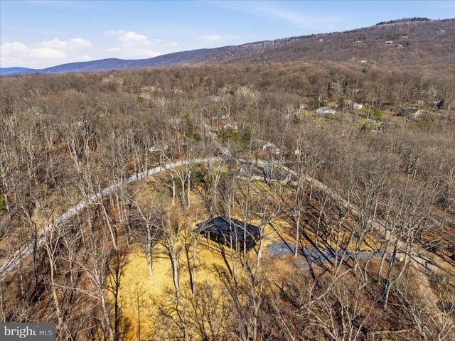 50 WINONA CIR, Harpers Ferry, WV 25425