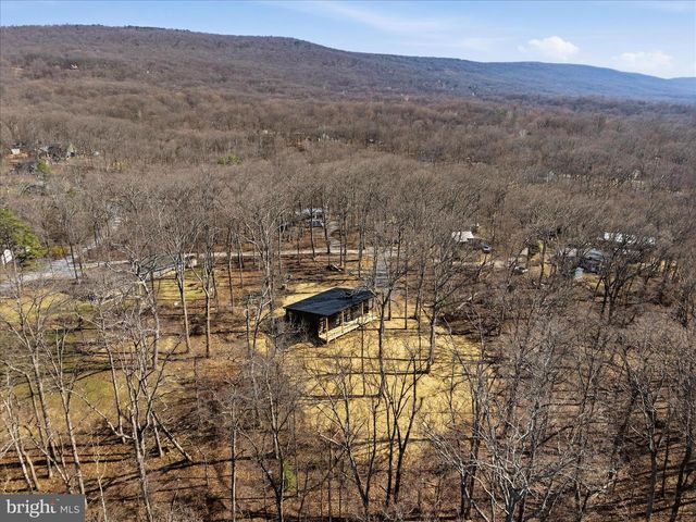 50 WINONA CIR, Harpers Ferry, WV 25425