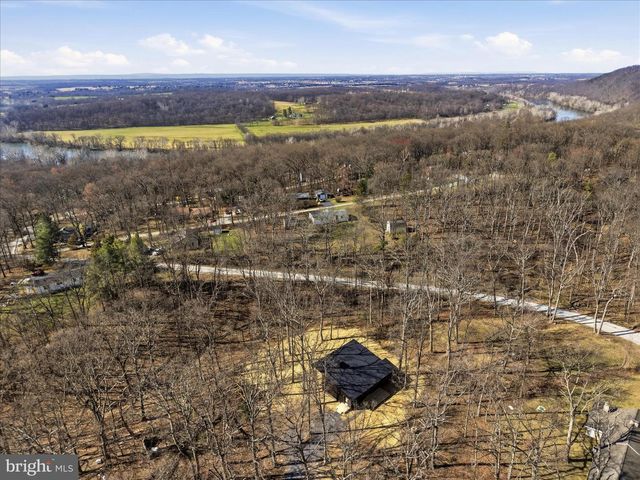 50 WINONA CIR, Harpers Ferry, WV 25425