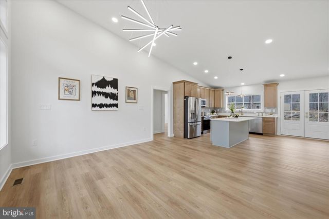 50 WINONA CIR, Harpers Ferry, WV 25425