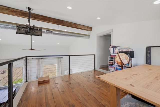 140 Turkey Farm Road, Whitesboro, TX 76273