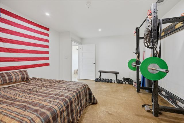 140 Turkey Farm Road, Whitesboro, TX 76273