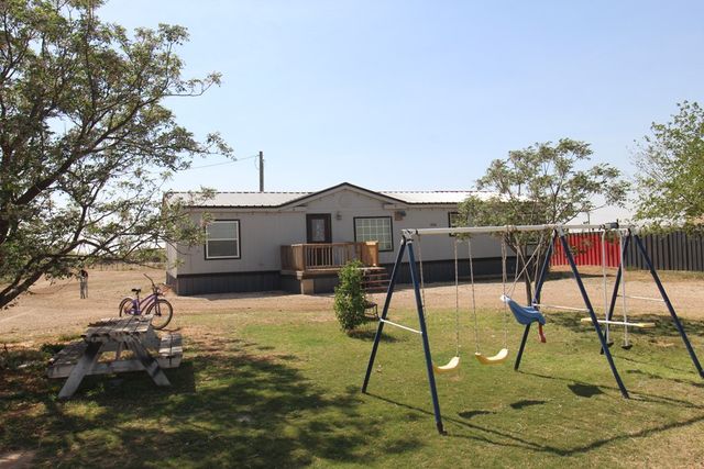 2343 County Rd C2631, Stanton, TX 79782