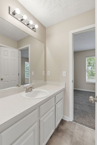 2212 Crescent Valley Ln, Hermitage, TN 37076