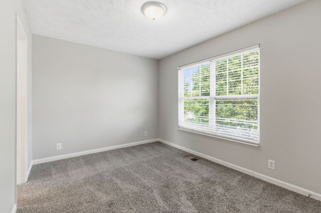 2212 Crescent Valley Ln, Hermitage, TN 37076