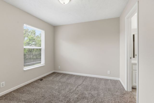 2212 Crescent Valley Ln, Hermitage, TN 37076