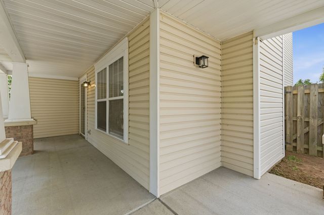 2212 Crescent Valley Ln, Hermitage, TN 37076