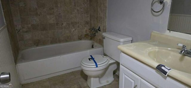 673 Garden Walk Drive, Stone Mountain, GA 30083