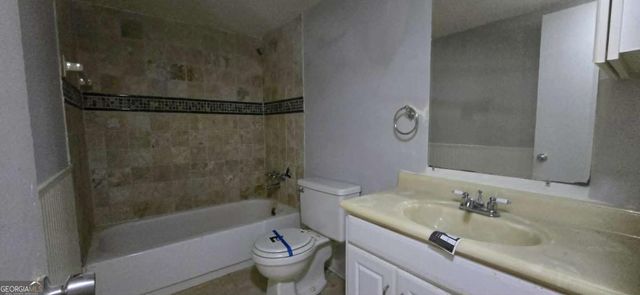 673 Garden Walk Drive, Stone Mountain, GA 30083