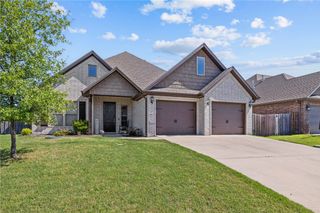 801 Bellmara Circle, Cave Springs, AR 72718