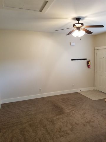 3153 N Barnsbury Terrace, Fayetteville, AR 72703