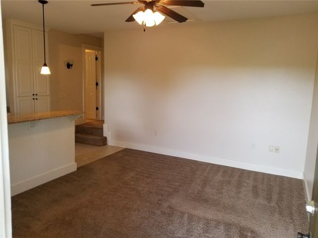 3153 N Barnsbury Terrace, Fayetteville, AR 72703