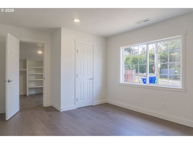 4726 Ne 111TH Ave, Portland, OR 97220