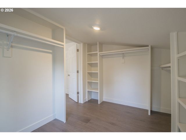 4726 Ne 111TH Ave, Portland, OR 97220