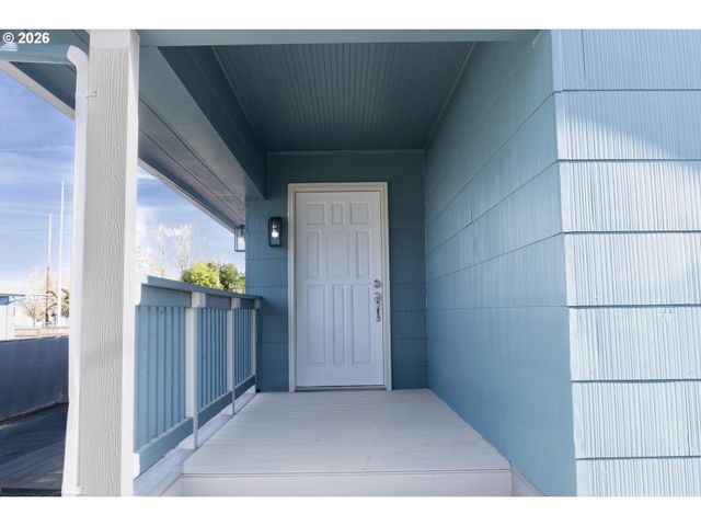 4726 Ne 111TH Ave, Portland, OR 97220