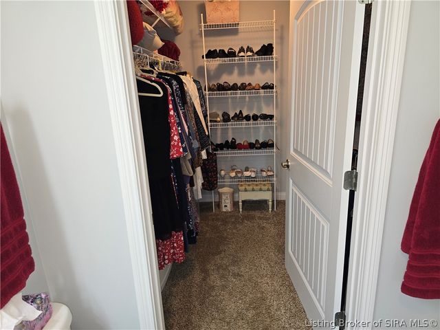 3663 Stonecreek Circle B, Jeffersonville, IN 47130