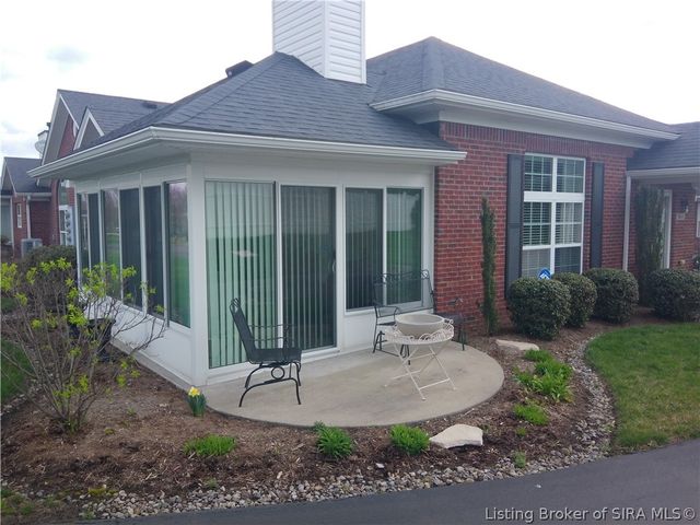 3663 Stonecreek Circle B, Jeffersonville, IN 47130