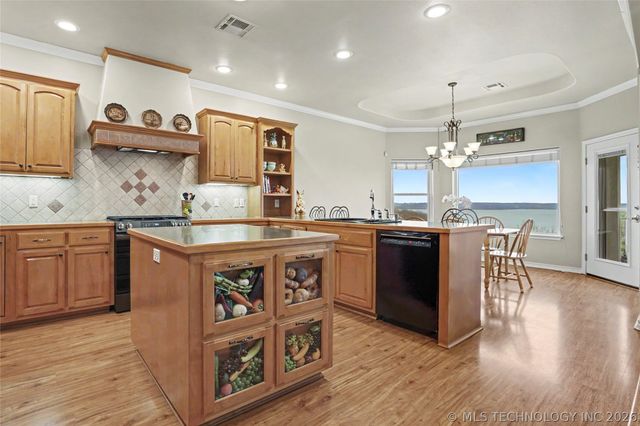 11684 Giorgio Drive, Skiatook, OK 74070