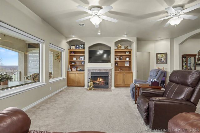 11684 Giorgio Drive, Skiatook, OK 74070