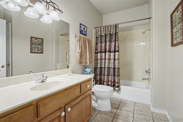 11684 Giorgio Drive, Skiatook, OK 74070