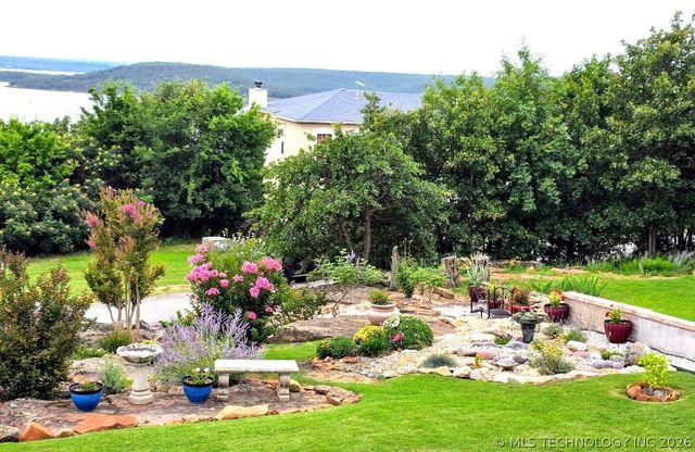 11684 Giorgio Drive, Skiatook, OK 74070