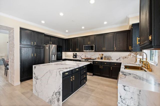 6223 Gretchen Court, Fontana, CA 92336