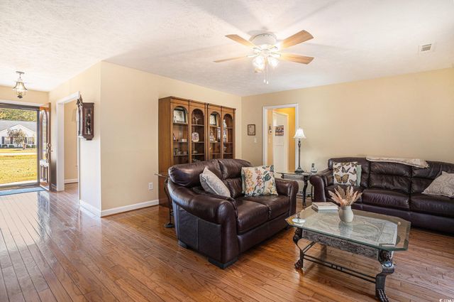 4210 Bradford Dr., Conway, SC 29526