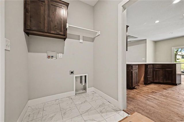 1007 Moore Drive, Plattsburg, MO 64477