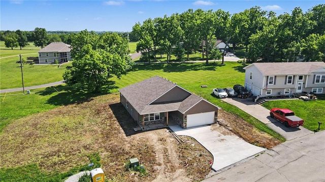 1007 Moore Drive, Plattsburg, MO 64477
