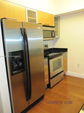 1750 N Bayshore Dr 3005, Miami, FL 33132