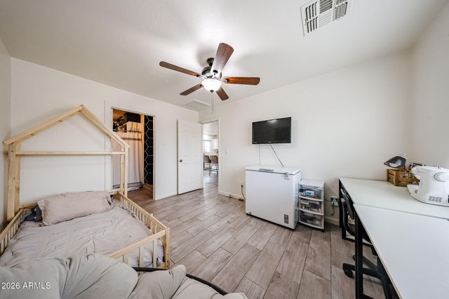 5743 S WESTFALL Avenue, Tempe, AZ 85283