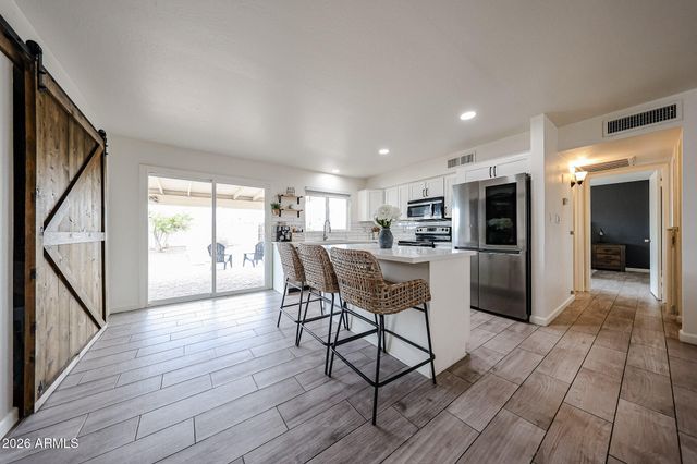 5743 S WESTFALL Avenue, Tempe, AZ 85283