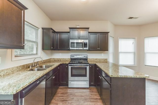 1008 Allegiance Drive, Locust Grove, GA 30248