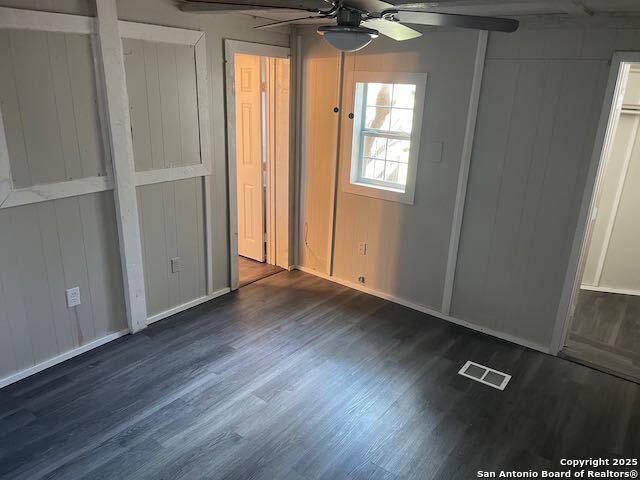 128 WINSHIP RD, Pleasanton, TX 78064